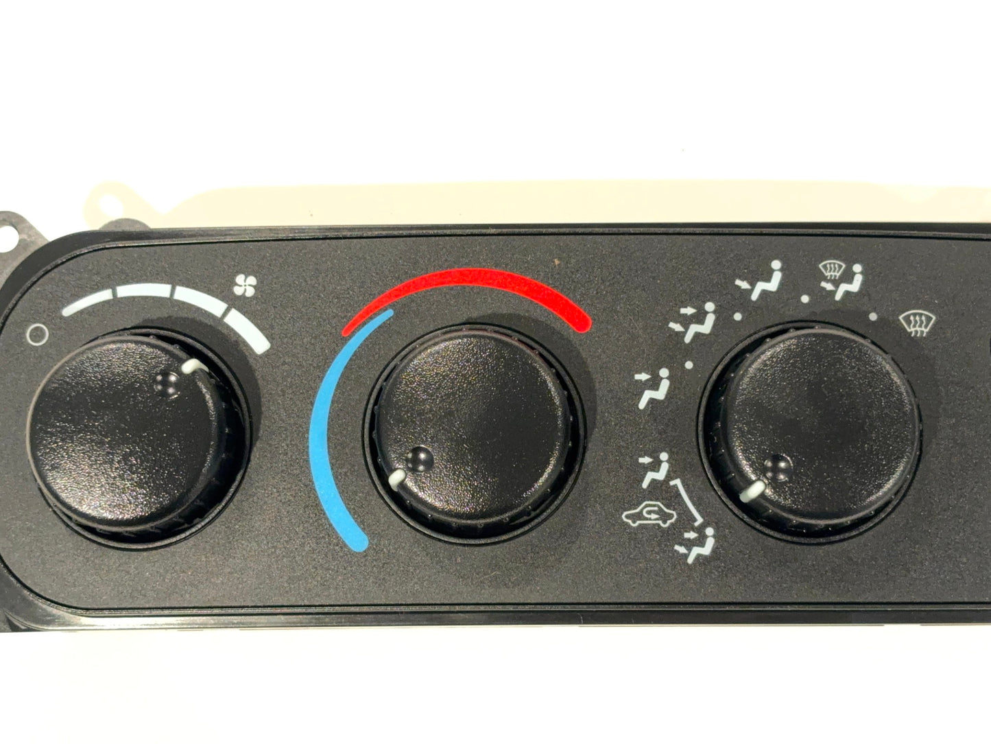 Climate Heater Control 2002-05 Ram 1500 03-05 2500 3500 w Rear Defr 55056321AC