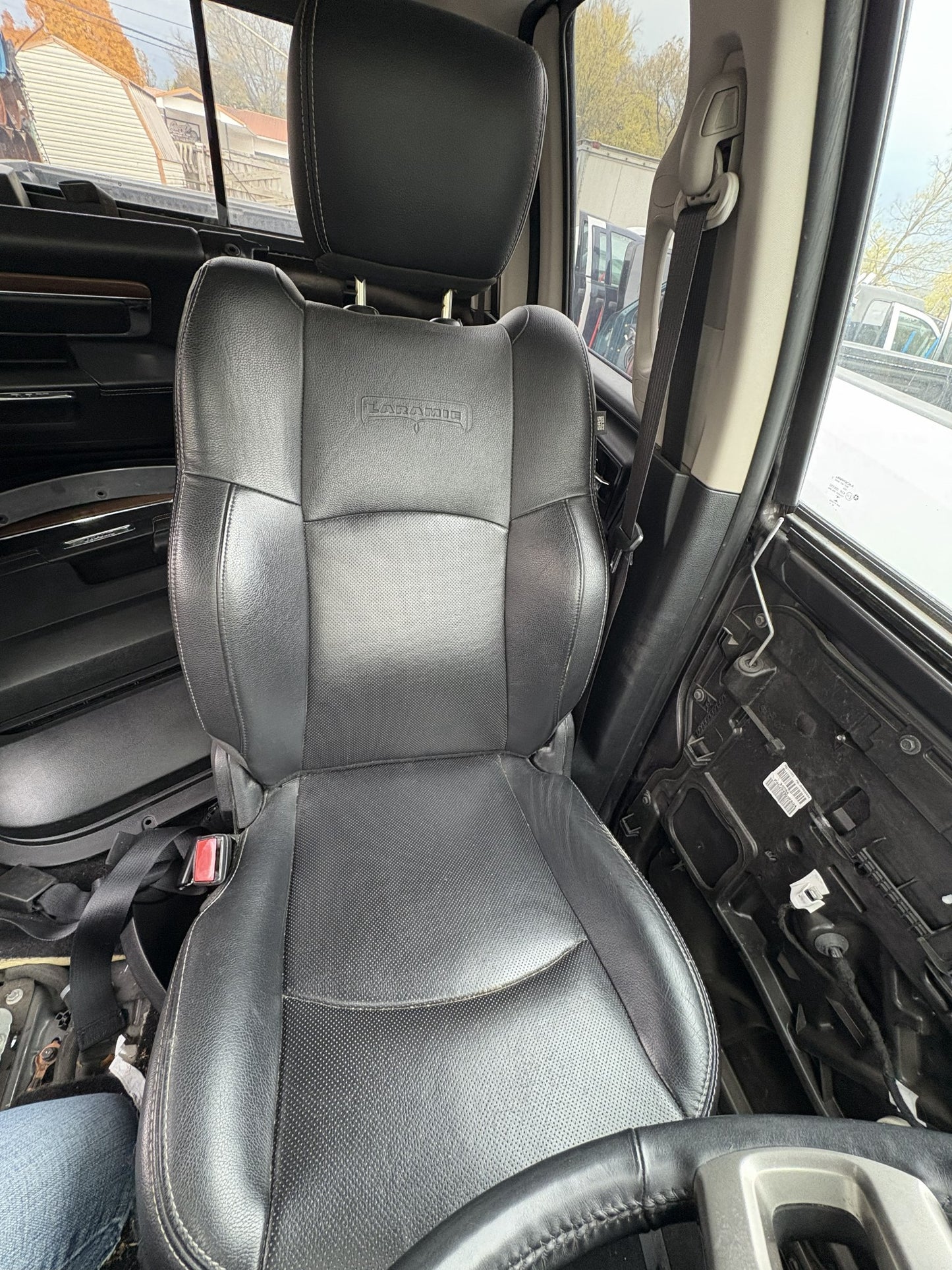 Black Leather Front Seats, 2013-2018 Ram 1500 2500 3500 Htd Vent Mem *NO SHIP