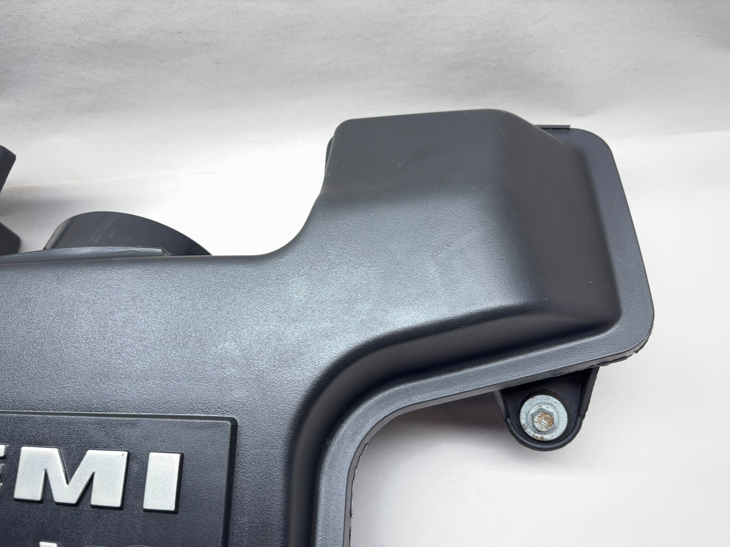 5.7L Hemi Throttle Body Resonator Fits 2003-08 Ram 1500 03-09 2500 3500 53032463