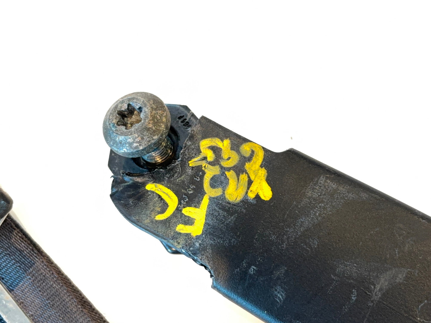 Lap Belt Front Center 1998-2001 Dodge Ram 1500 2500 3500 Quad or Ext Club Cab