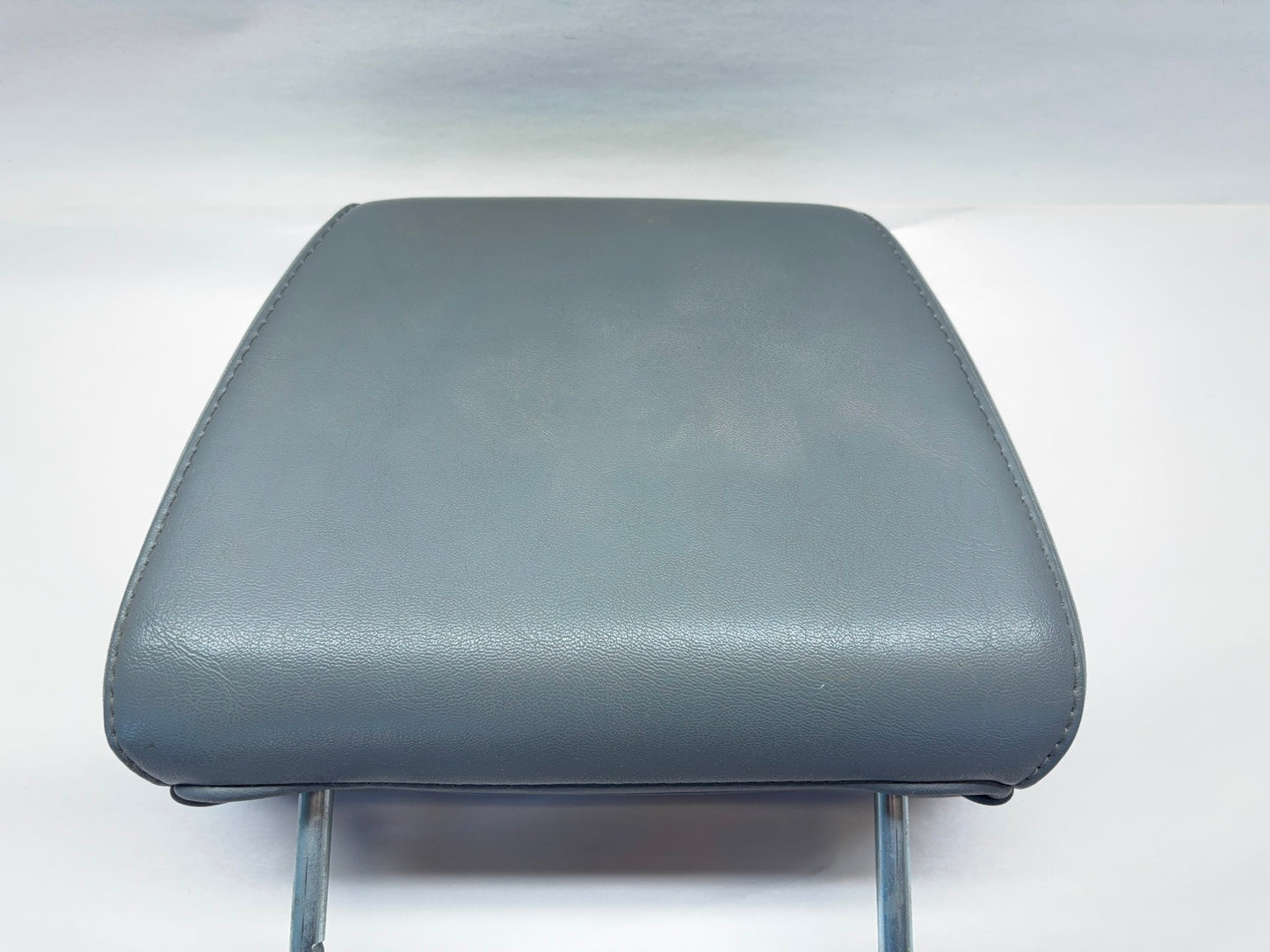 Leather Front Headrest Gray 1DL461D5AA 06-08 Ram 1500 06-09 Ram 2500 3500 GJD5
