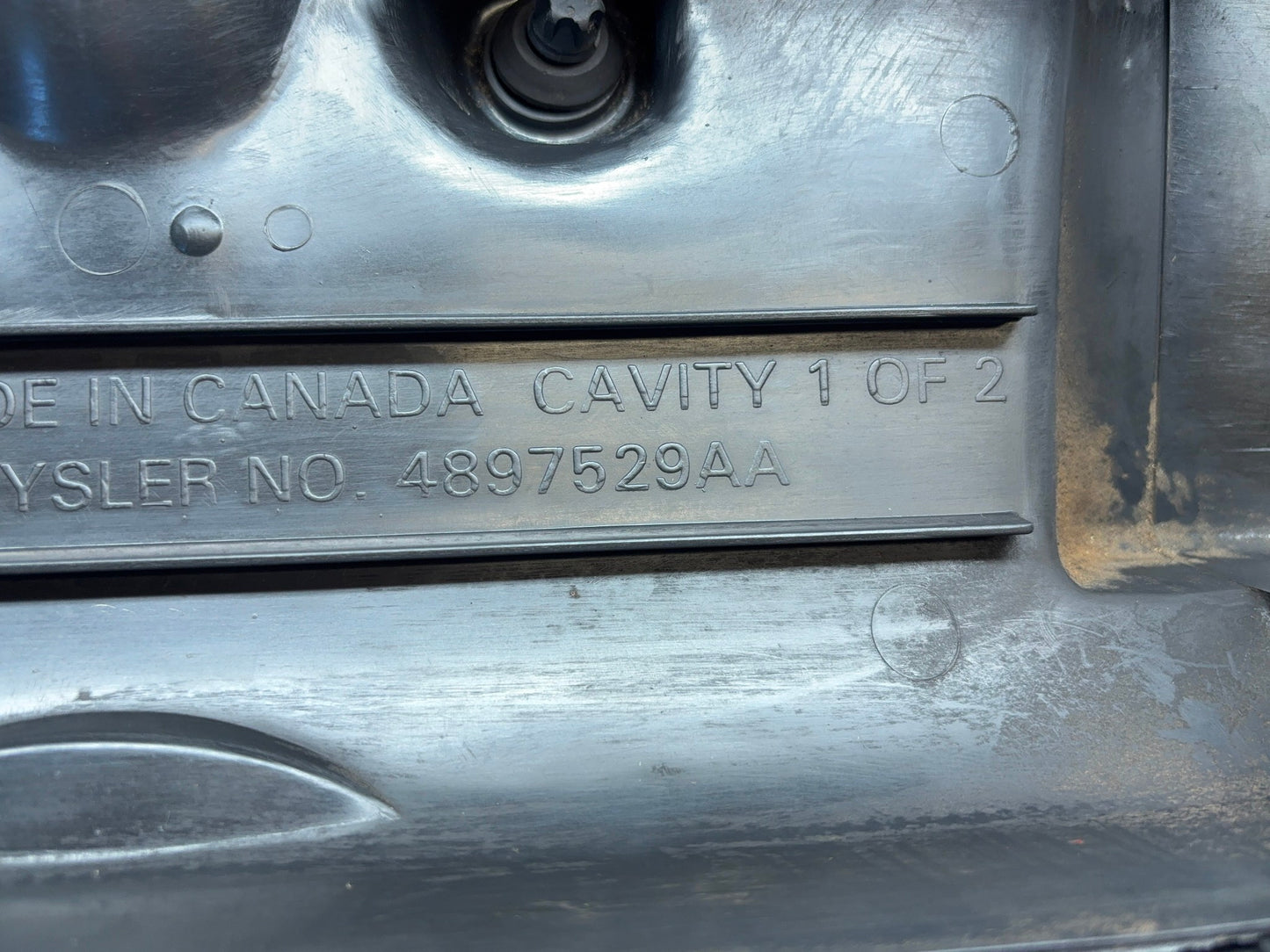 Air Cleaner Air Box 98-01 Ram 1500 98-02 2500 3500 V8 4897527AA Filter Housing