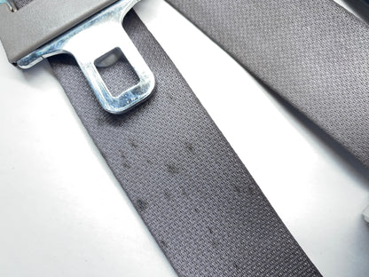 Rear Center Retractor 2002-05 Ram 1500 2003-05 Ram 2500 3500 5GU501L8AG Taupe L5