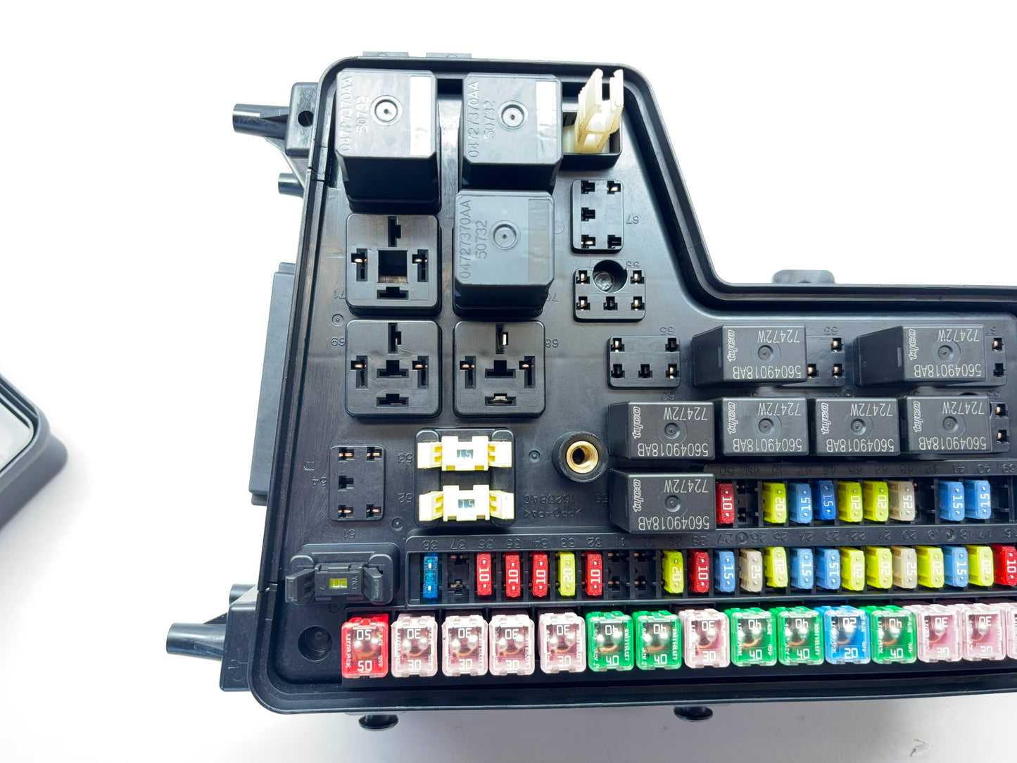Engine Fuse Box Relay 2005 Ram 1500 04-05 Ram 2500 3500 05026034AB