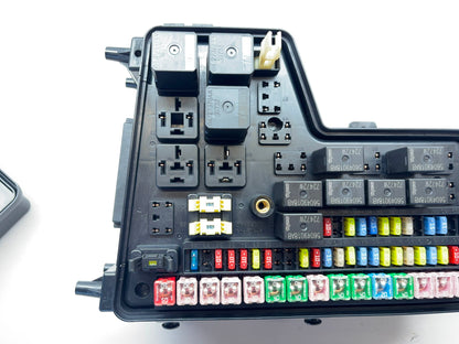 Engine Fuse Box Relay 2005 Ram 1500 04-05 Ram 2500 3500 05026034AB