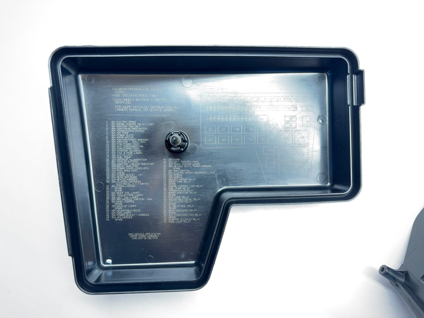 Engine Fuse Box Relay 2005 Ram 1500 04-05 Ram 2500 3500 05026034AB