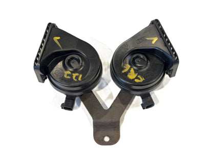 Dual Horn and Bracket Assembly, 2010-2012 Ram 1500 2500 3500 Gas Eng 5026992AB