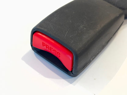 Rear Seat Belt Buckle 2002-05 Ram 1500 03-05 Ram 2500 3500 LR or LC 5GV891DVAC