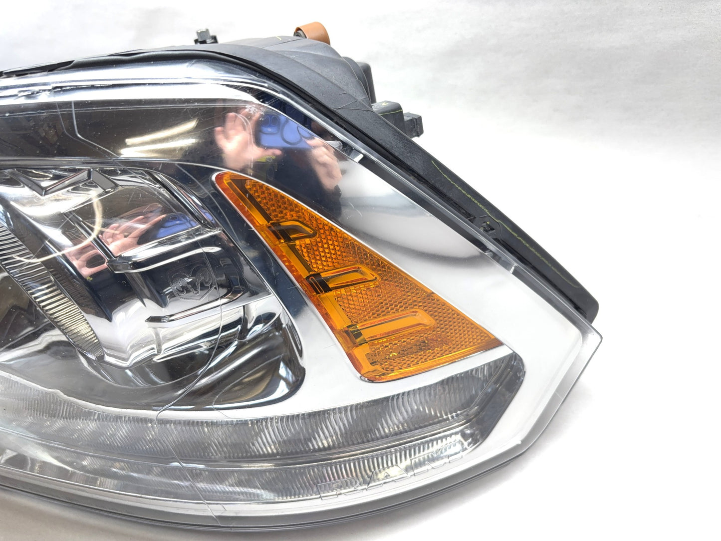 Driver Side Projector Headlight 2013-2018 Ram 1500 2500 3500 Laramie 68274983AA