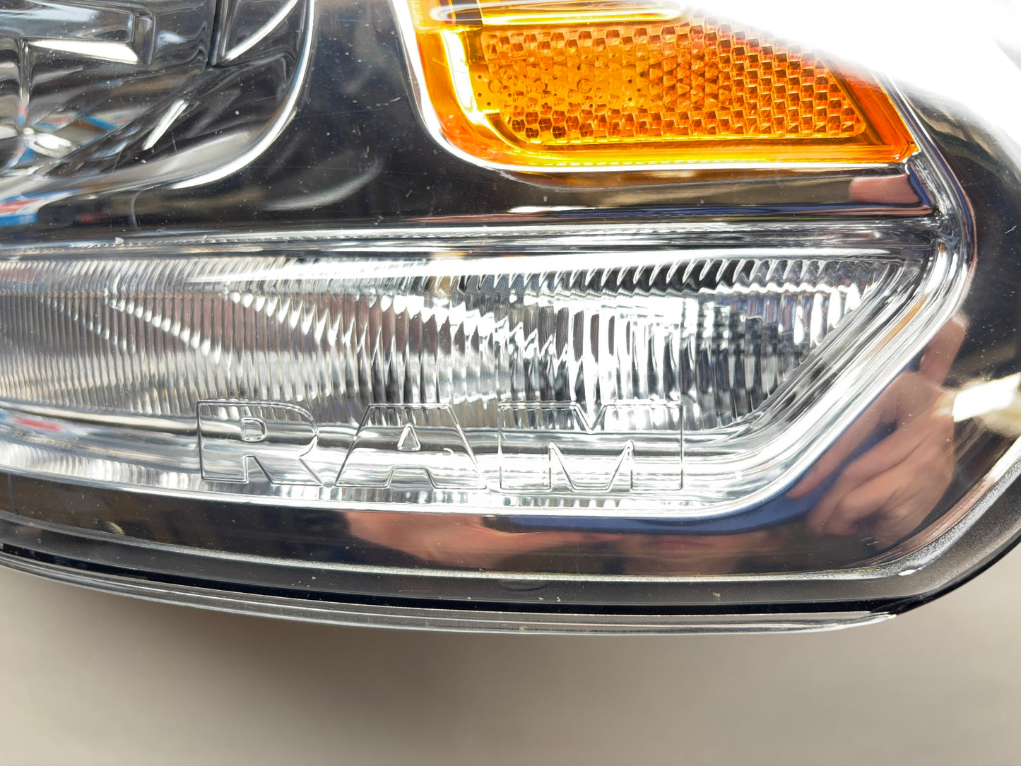 Driver Side Projector Headlight 2013-2018 Ram 1500 2500 3500 Laramie 68274983AA