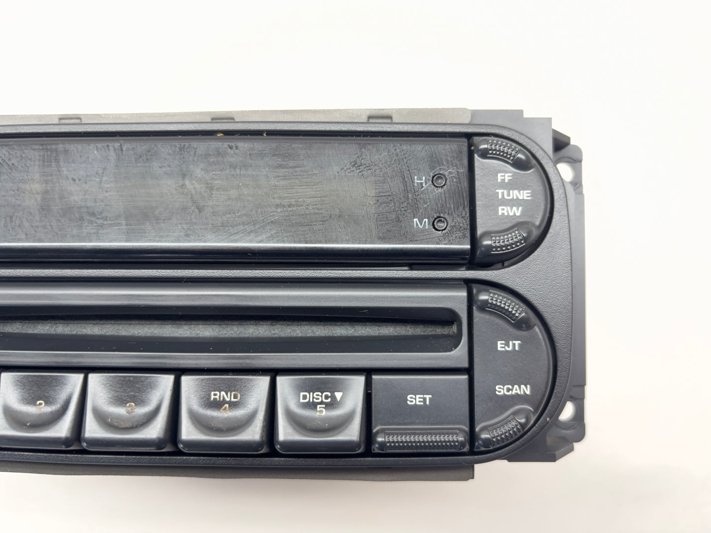 Radio AM/FM CD 2002 2003 2004 2005 Ram 1500, 2003 04 05 Ram 2500 3500 5091506AD