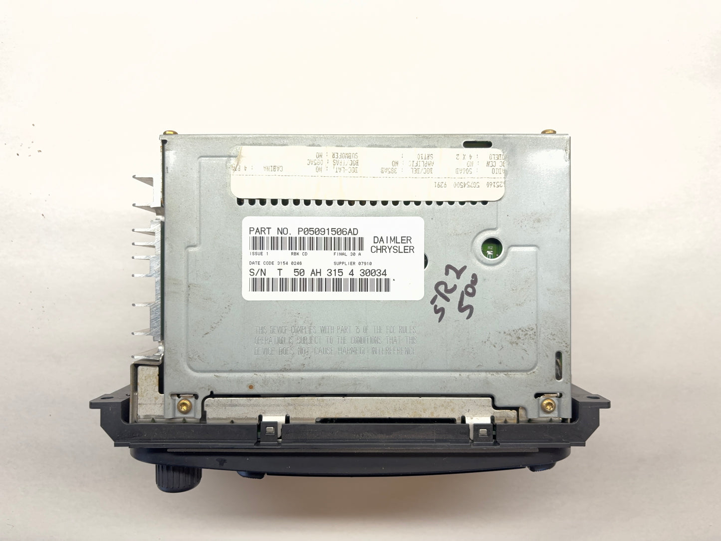 Radio AM/FM CD 2002 2003 2004 2005 Ram 1500, 2003 04 05 Ram 2500 3500 5091506AD