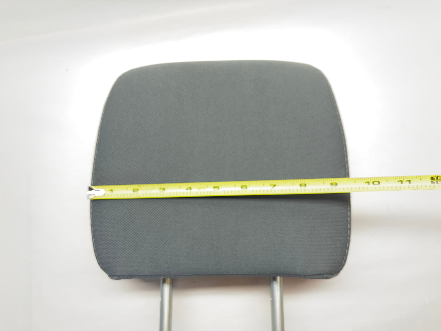 Rear Headrest 2013-18 Ram 1500 2500 3500 19+ Classic Left Right 5NA67LA8AA *X8