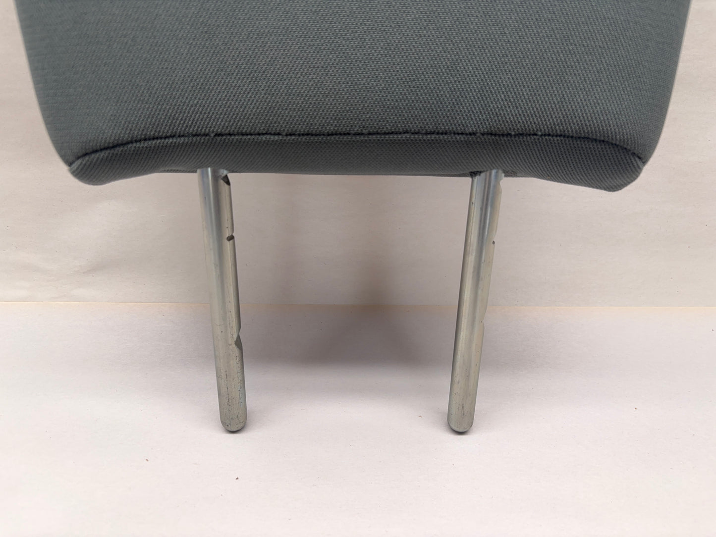 Rear Headrest 2013-18 Ram 1500 2500 3500 19+ Classic Left Right 5NA67LA8AA *X8