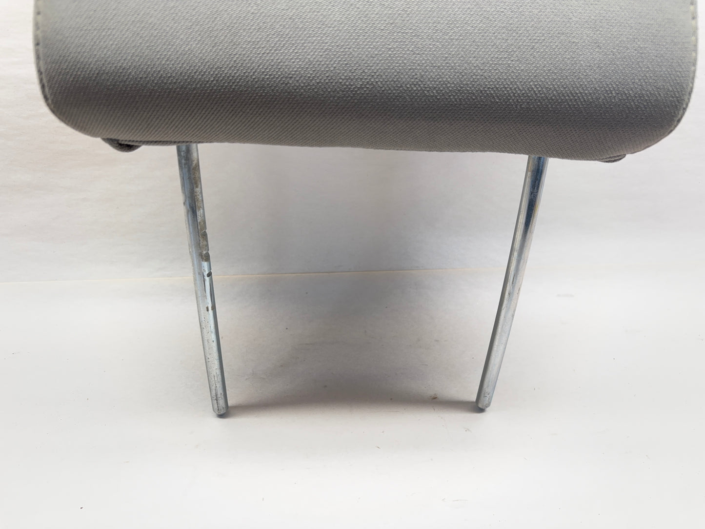 Cloth Front Headrest Gray 1FL811J3AA 07-08 Ram 1500 07-09 Ram 2500 3500 V9J3