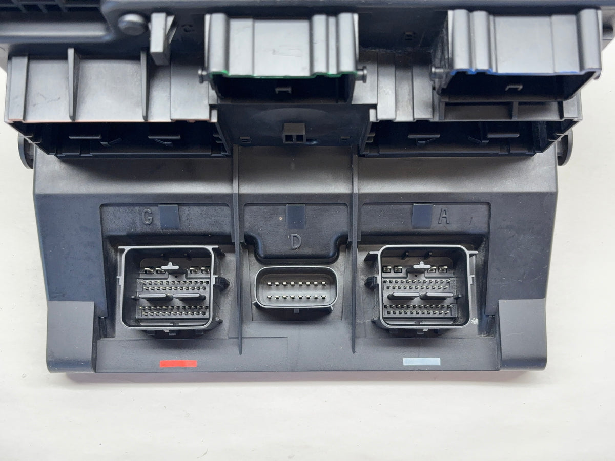 TIPM Integrated Power Module Fuse Box 2010 Dodge Ram 1500 04692194AG 591-2383