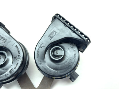 Dual Horn and Bracket 2010-2012 Dodge Ram 1500 2500 3500 Gasoline Eng 5026992AB