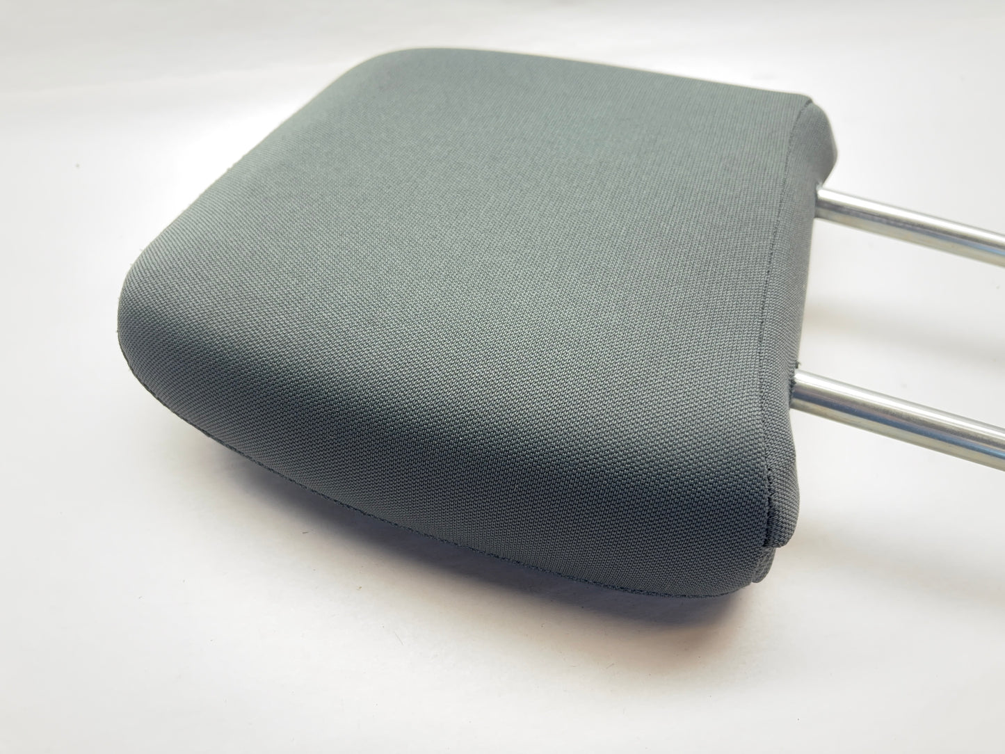 Rear Headrest 2013-18 Ram 1500 2500 3500 19+ Classic Left Right 5NA67LA8AA *X8