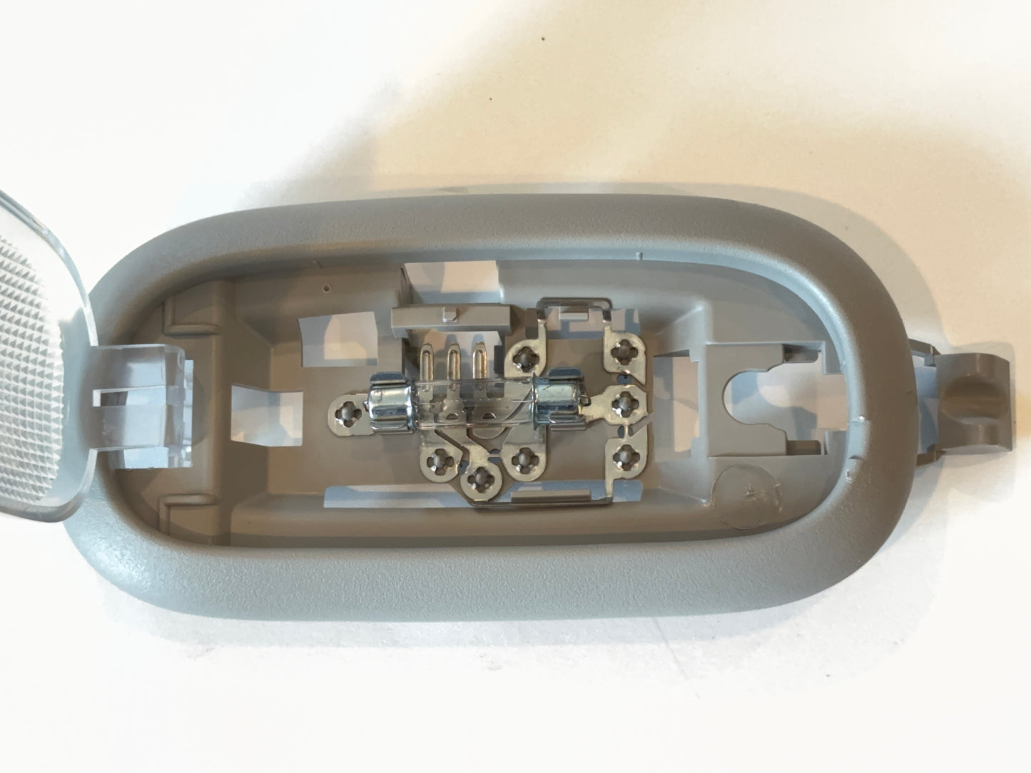 Dome Overhead Light, 2004-18 Ram 1500 2500 3500 19-24 Ram 2500 3500 5JG55TRMAD