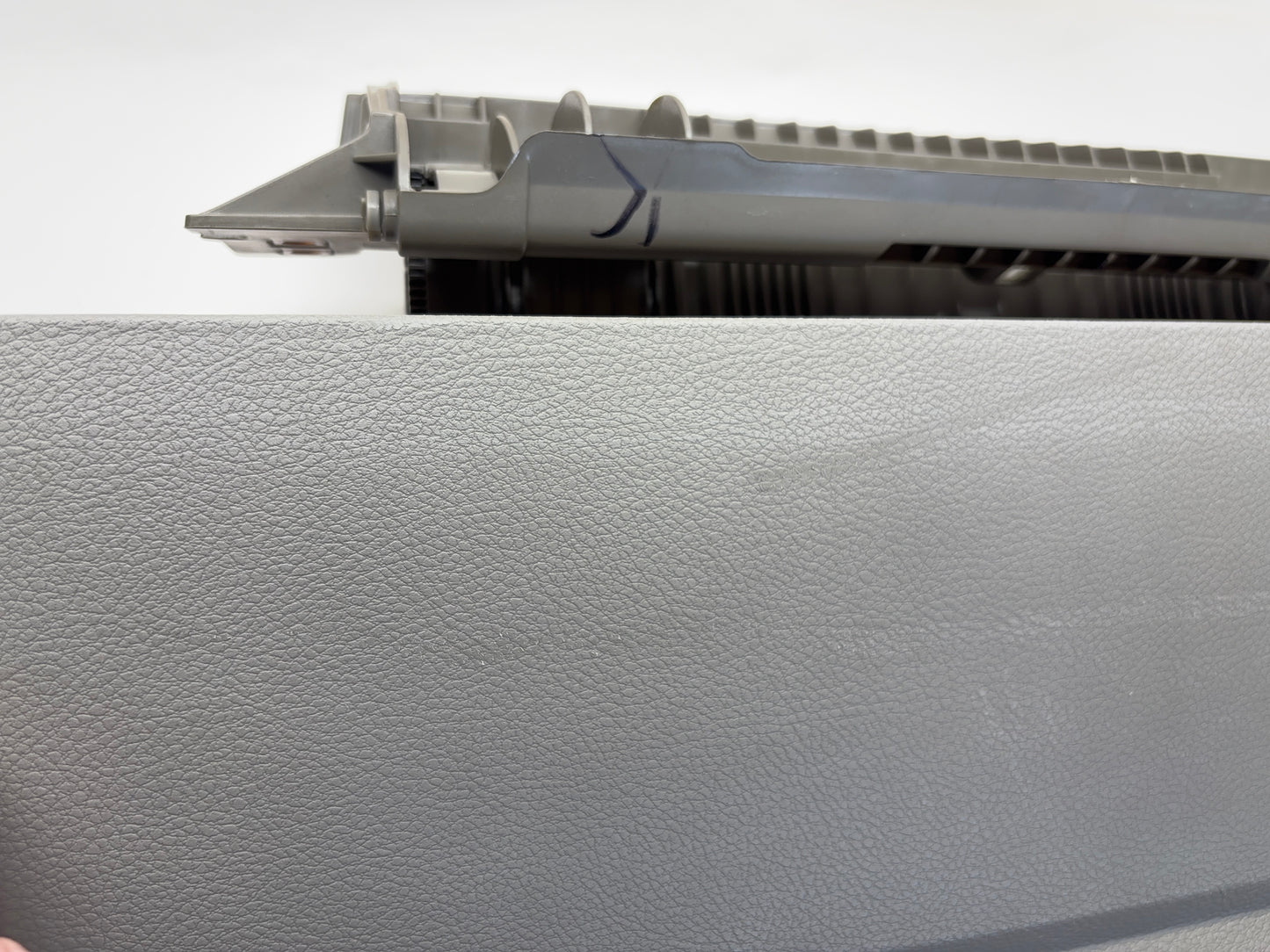 Upper Glove Box Kit Includes Tray 09-12 Ram 1500 10-12 Ram 2500 3500 for Trim V3