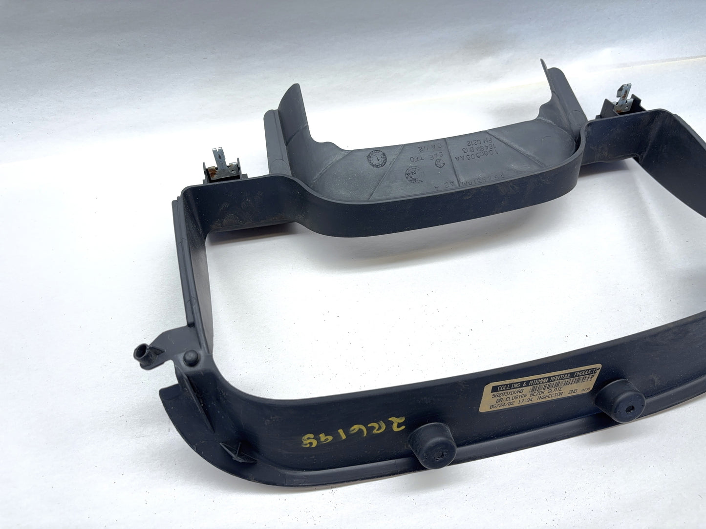 Speedometer Instrument Cluster Bezel Surround 02-05 Ram 1500 03-05 Ram 2500 3500