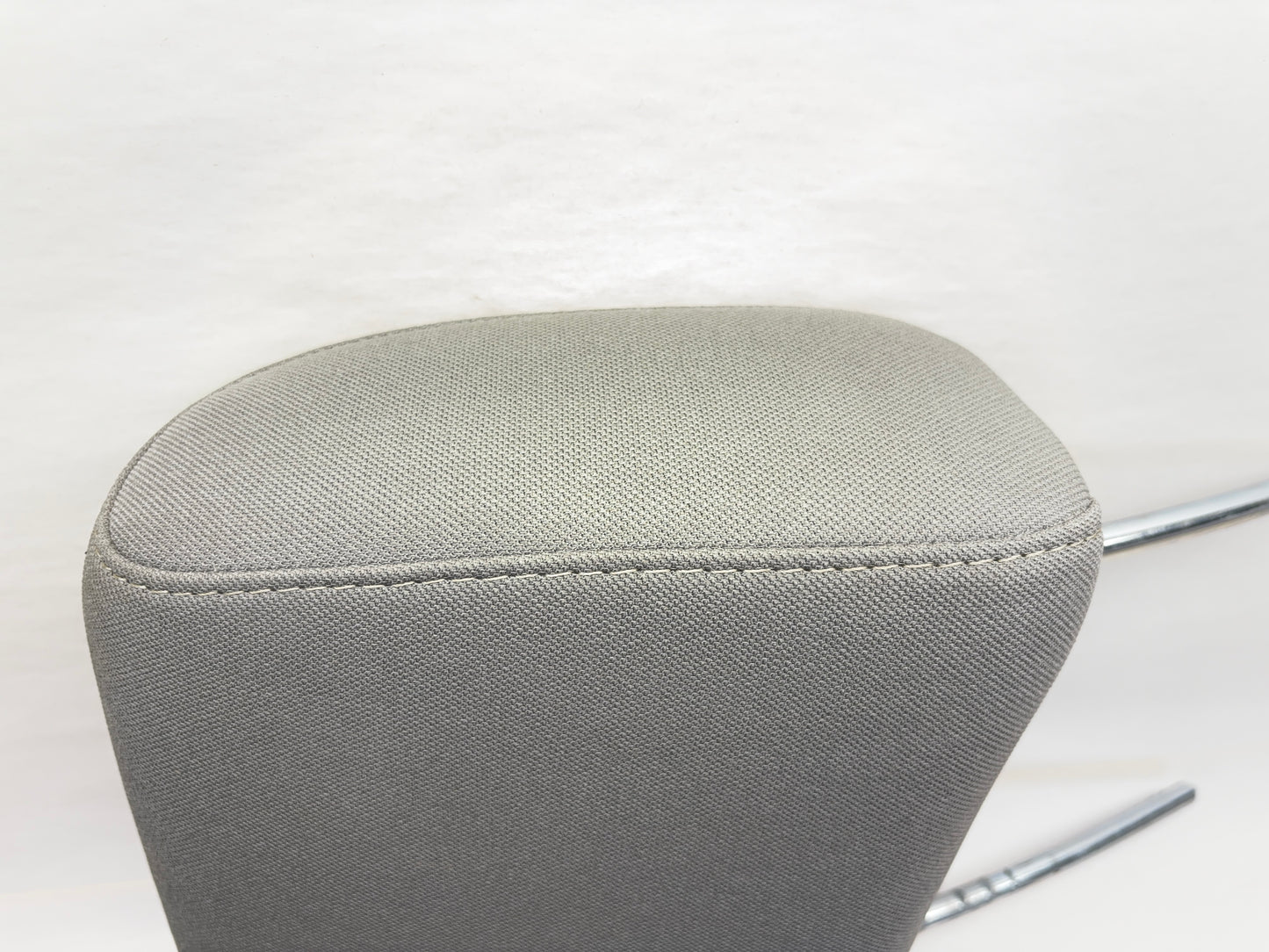 Cloth Front Headrest Gray 1FL811J3AA 07-08 Ram 1500 07-09 Ram 2500 3500 V9J3
