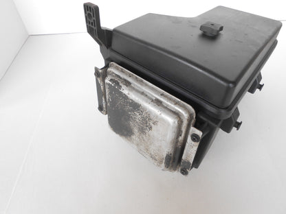 Engine Fuse Box Relay Body Control Module 2003-05 Ram 2500 3500 05026034AA