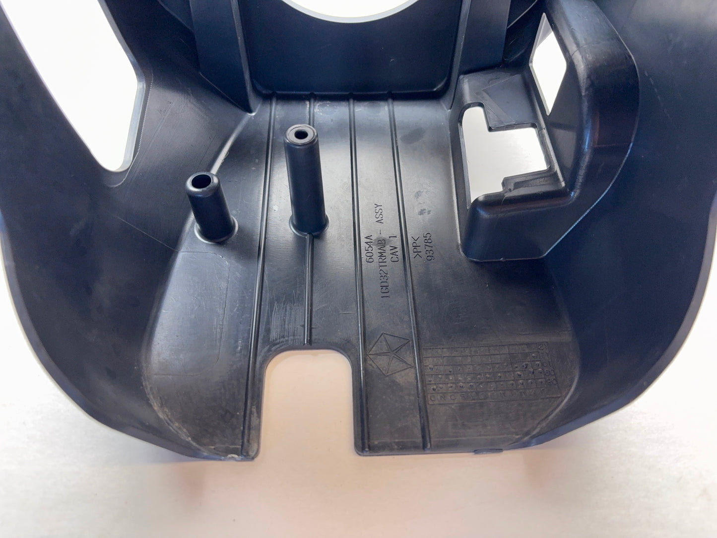 Steering Column Shroud 2009-12 Ram 1500 2010-2012 2500 3500 Column Shift Black