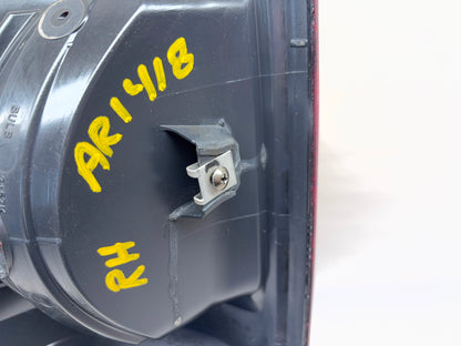 Passenger RH Taillight 2009-10 Ram 1500 10-18 2500 3500 Incandescent 55277414AA