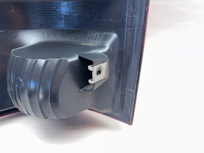 Passenger RH Taillight 2009-10 Ram 1500 10-18 2500 3500 Incandescent 55277414AA