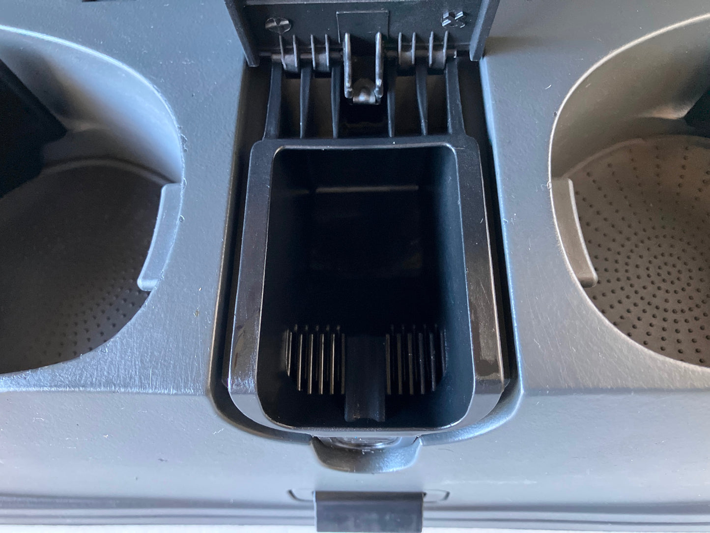 2006-08 Ram 1500 2500 3500 Cupholder Flip Down Slate 5JU311TRMAB