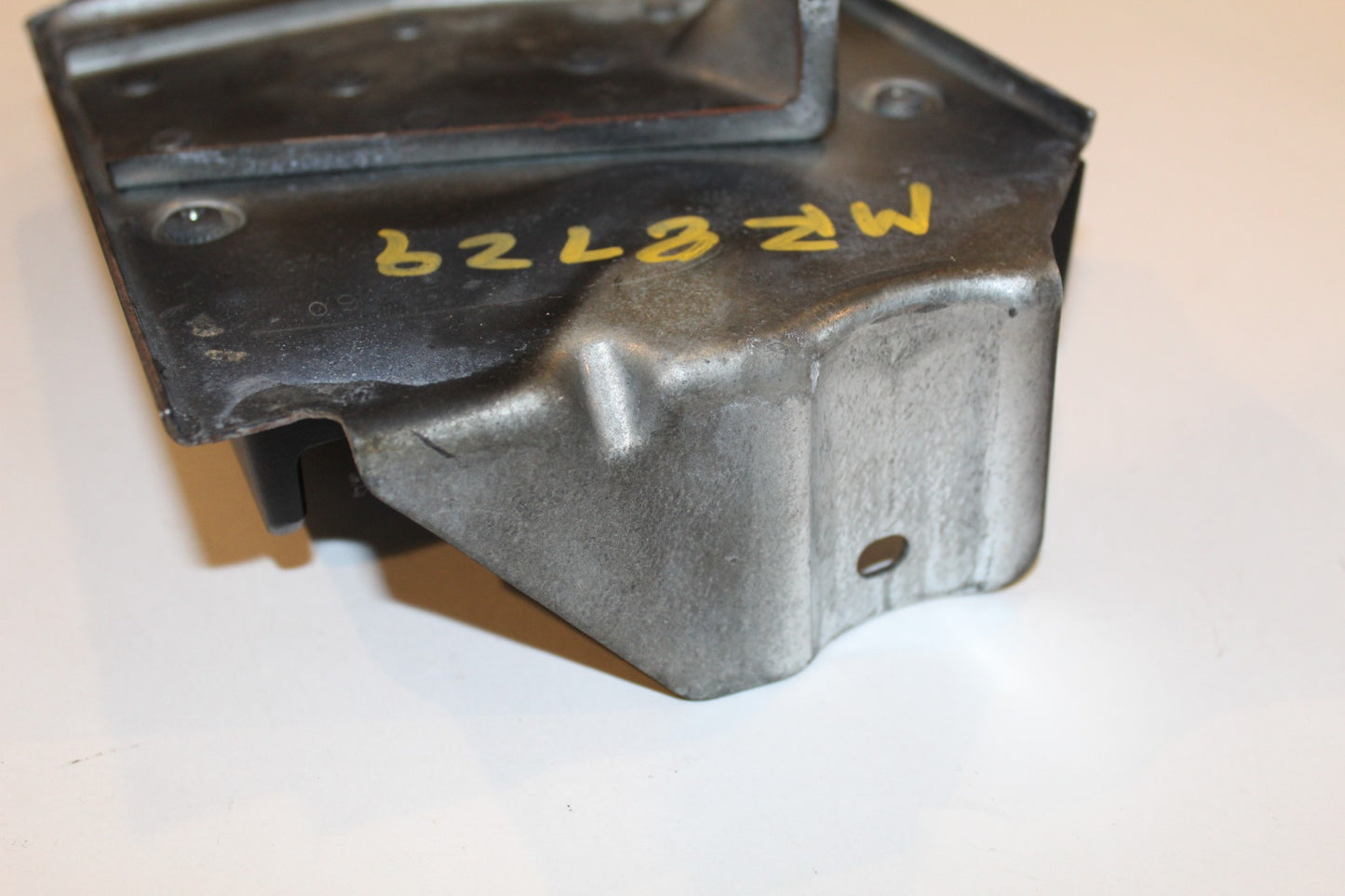 Factory Amplifier and Bracket, 2019-2021 Ram 2500 3500, 68477632AA 68549078AB