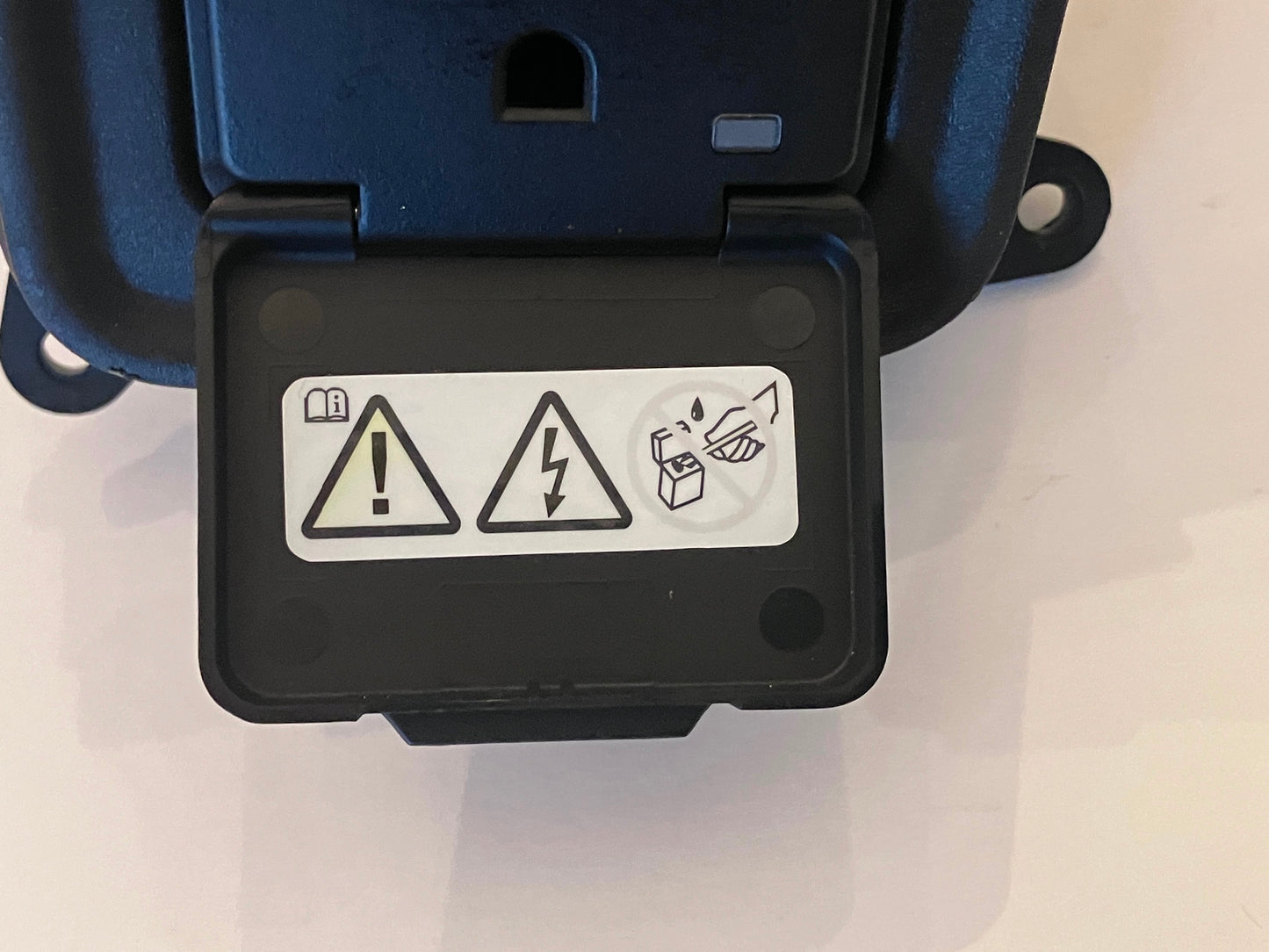 Dash Cubby with Inverter, 68159295AB, 2013-2016 Ram 1500 2500 3500 1W934DX9AA