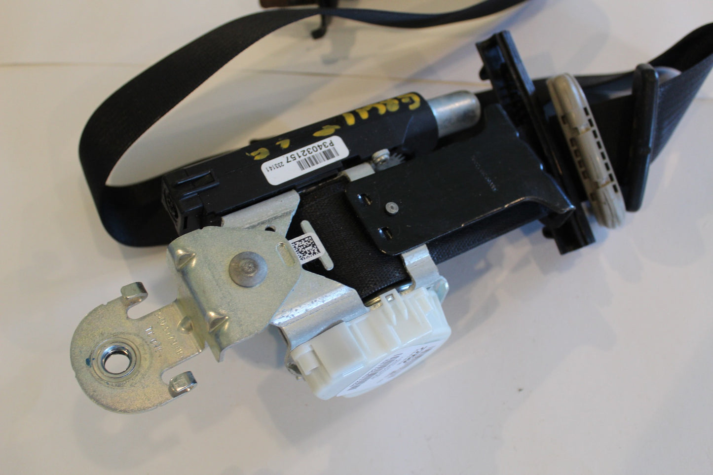 Left Front Driver Seat Belt Retractor, 2013-2017 Ram 1500 2500 4-door 5KP991X9AF