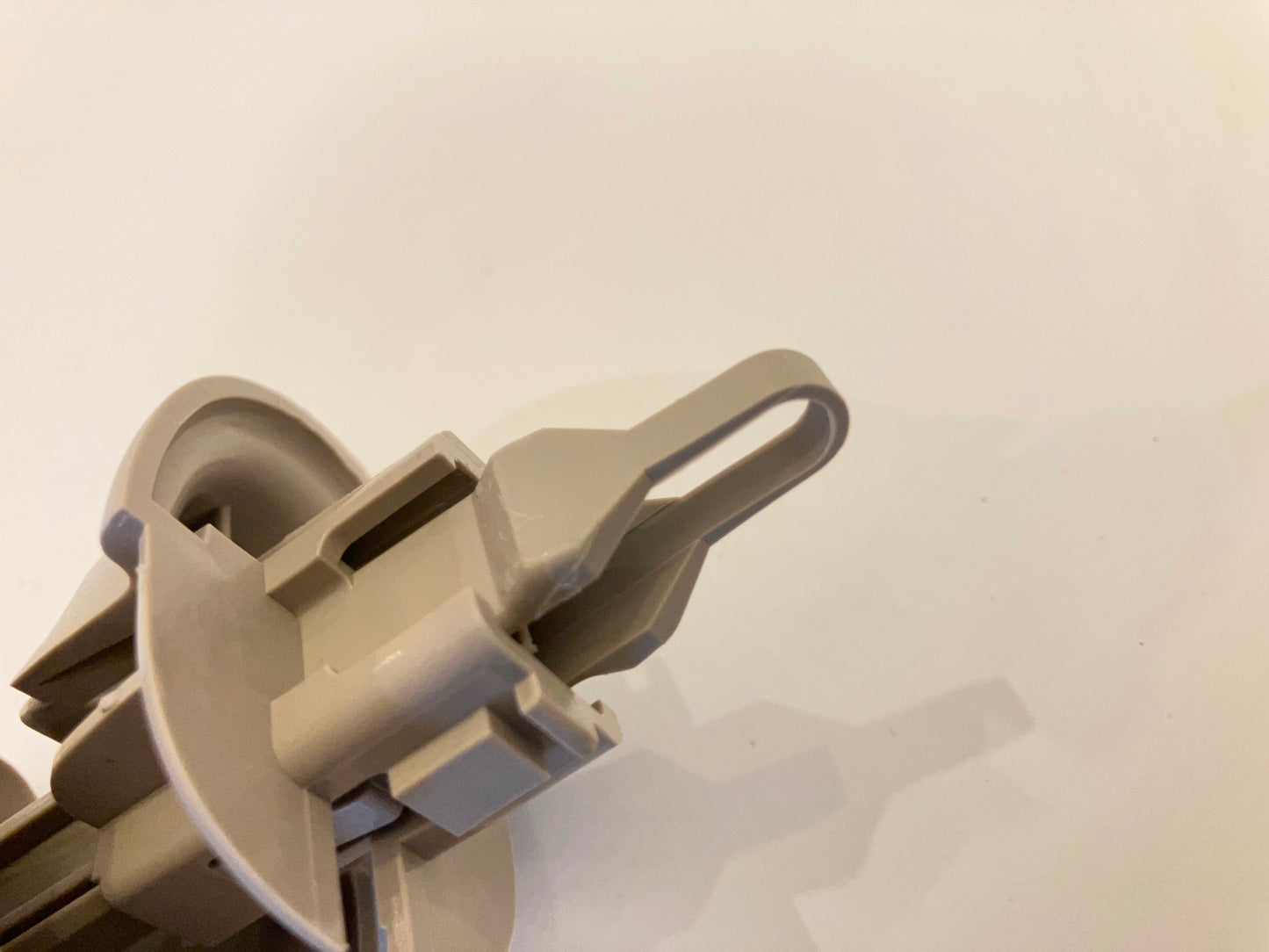 Sun Visor Clip Bracket, 2006-2008 Ram 1500 2006-2009 Ram 2500 3500 1DC48BD1AA