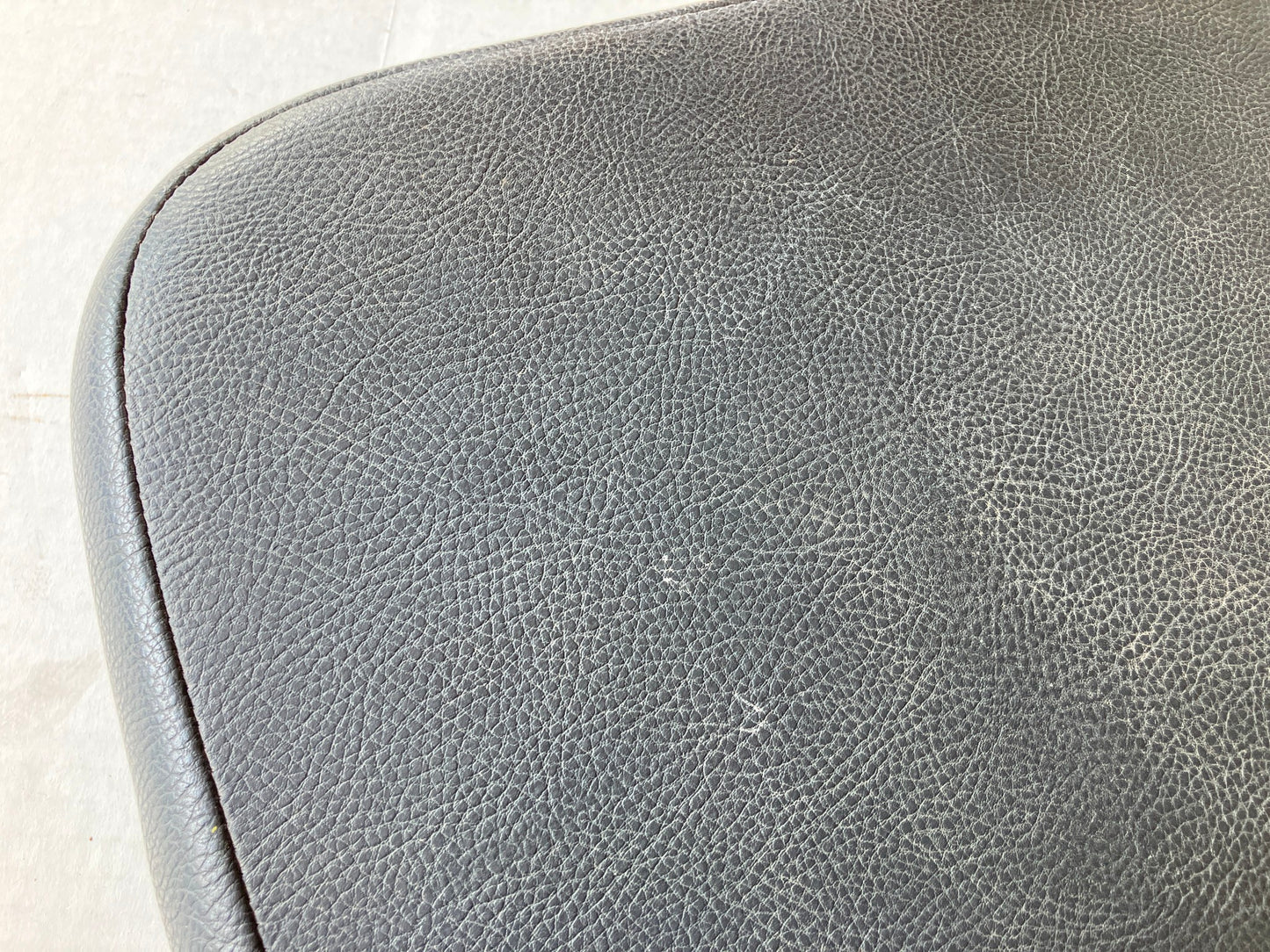 Dark Gray Console Lid, 2009-2012 Dodge Ram 1500, 2010-12 Ram 2500 3500, 1QA10BD3