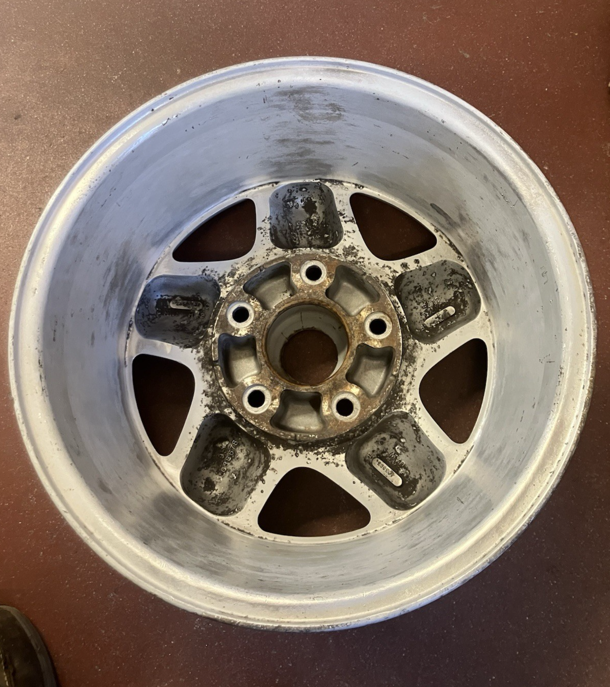 16 x 7 Five Spoke Aluminum Wheel, 1999-2001 Dodge Ram 1500 P/N 5EK53SAK