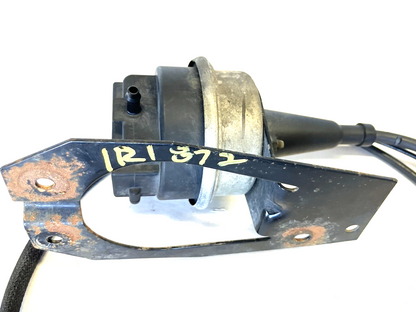 2001 Dodge Ram Cruise Control Servo. P/N 4669977 on Servo 53007958 on Bracket
