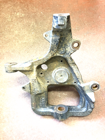 RH 4X2 Spindle Steering Knuckle 2000-01 Ram 1500 P/N 52106424AB