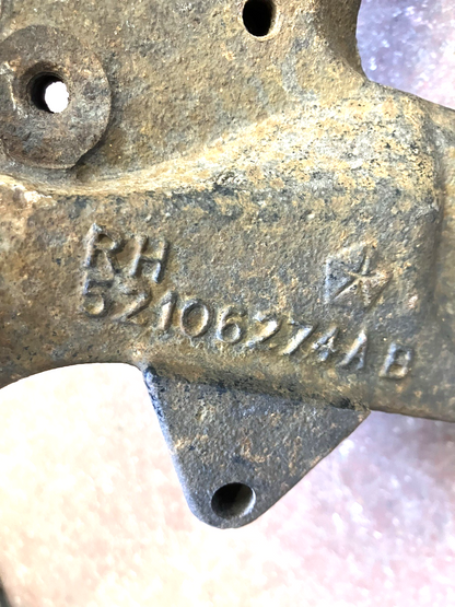 RH 4X2 Spindle Steering Knuckle 2000-01 Ram 1500 P/N 52106424AB