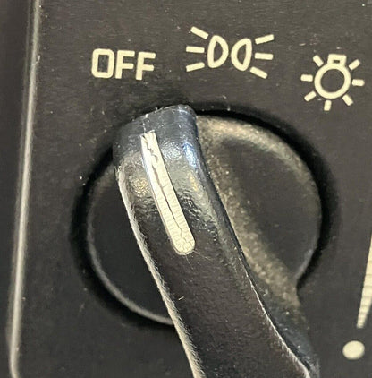 Headlight Switch w/o Fog Lamp 2002-2005 Ram 1500 2003-05 Ram 2500 3500 56045536