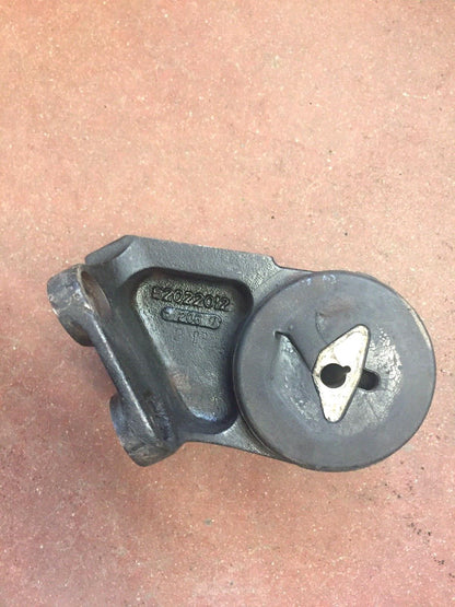 Passenger Side Motor Support 1998.5-2002 Dodge 2500 3500 5.9 24 Cummins 52022012