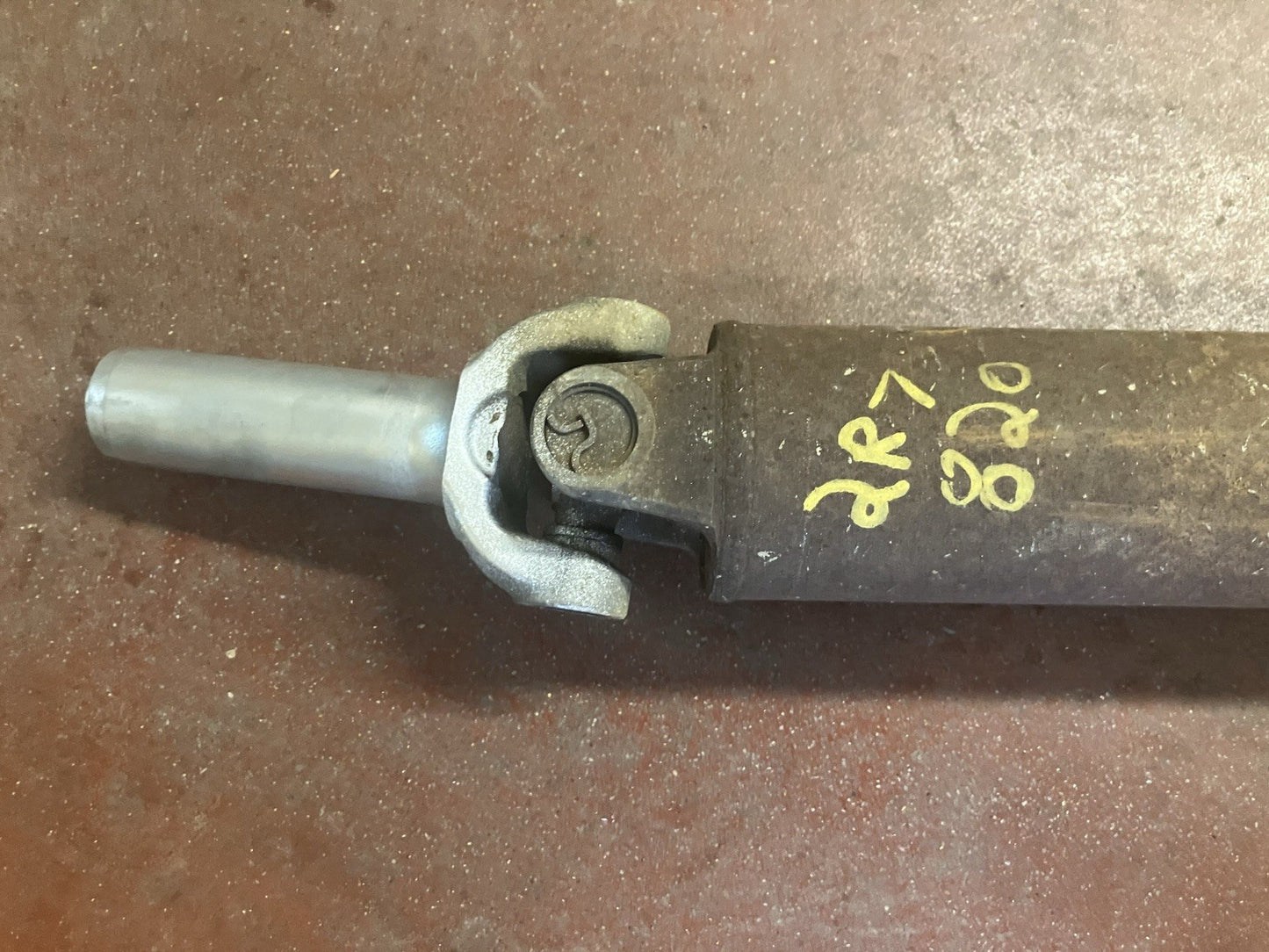 Rear Drive Shaft 2000-02 Dodge 2500 4X4. P/N 52099183