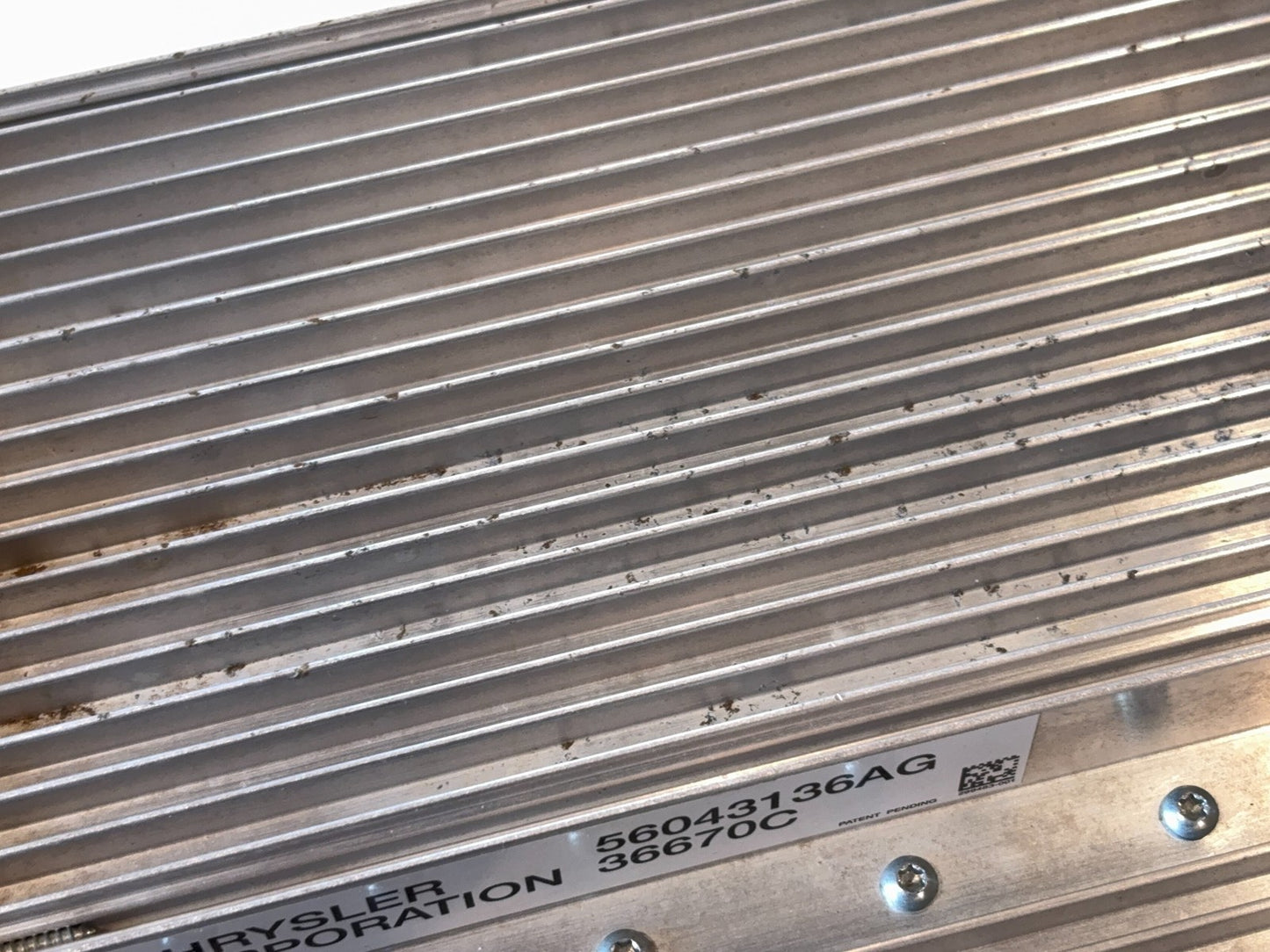 Factory Amp Infinity Amplifier 2003-2004 Dodge Ram 1500 2500 3500 56043136AG