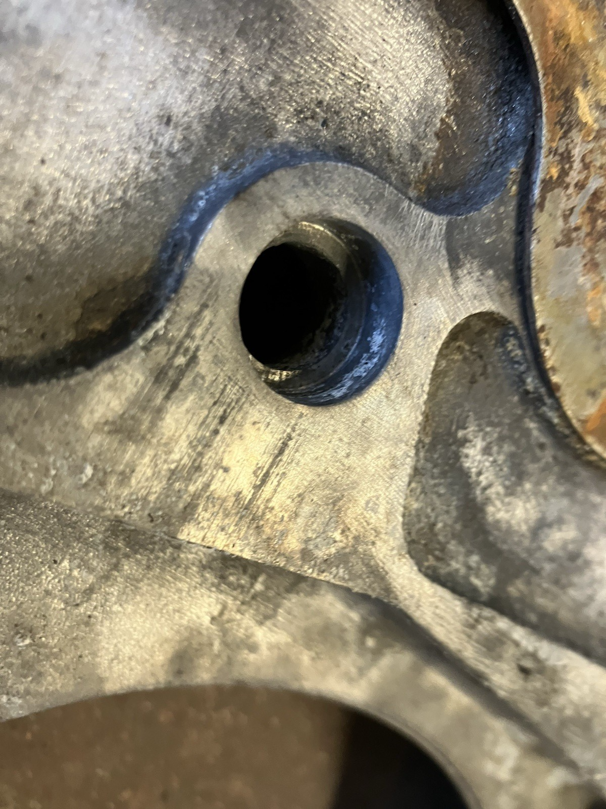 2003- 05 Dodge 5.9L Cummins NV5600 MT Adapter Plate.  P/N 3965233