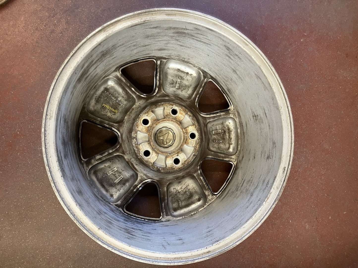 20x9 Chrome Clad Wheel 2002-05 Dodge Ram 1500 52113153. Hollander # 560-2167A