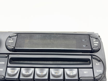 Radio AM/FM CD 2002 2003 2004 2005 Ram 1500, 2003 04 05 Ram 2500 3500 5091506AD