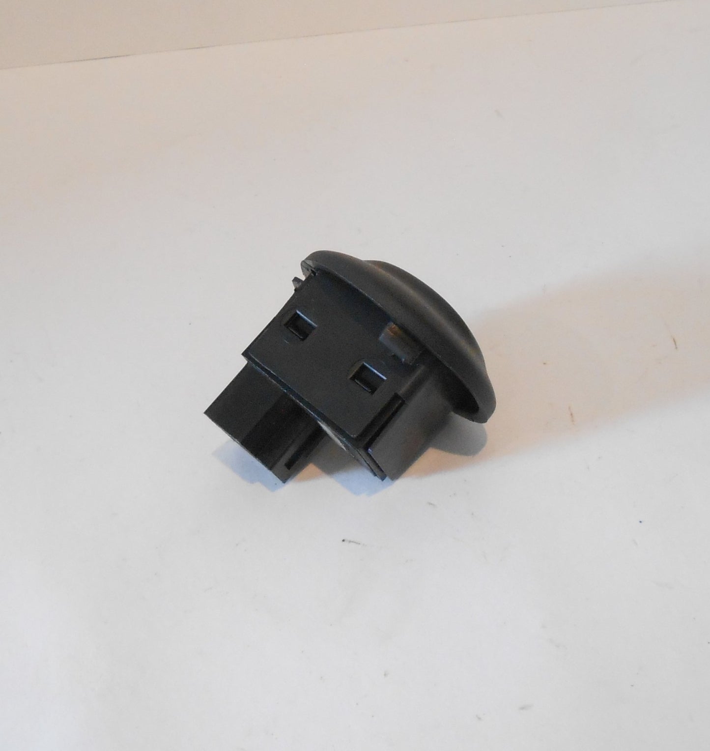 Rear Window Switch with Bezel 02-05 Ram 1500 03-05 2500 3500 Dark Slate Trim DV
