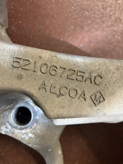 Driver LH 4X4 Steering Knuckle Dodge Ram 1500 2002-2008 1500 except Mega Cab