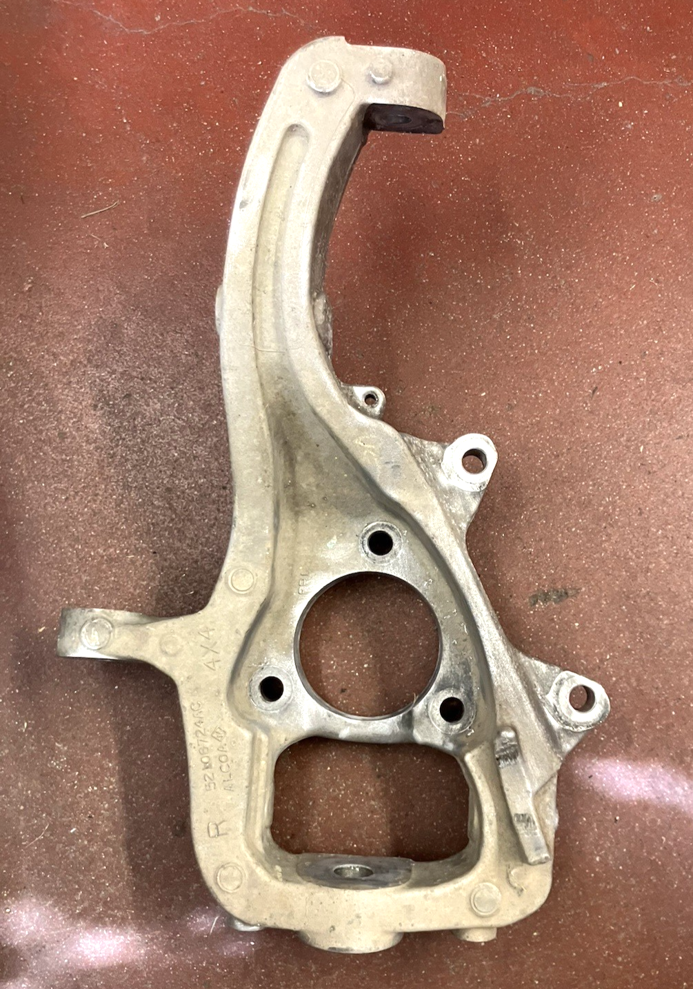 Steering Knuckle Dodge Ram 1500 RH 4X4, Fits 2002-2008 1500 except Mega Cab.